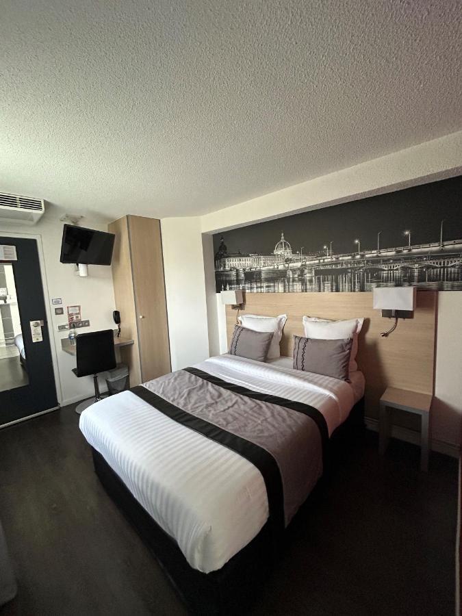 Logis Cris Hotel Et Restaurant, Lyon Sud-Est Corbas Luaran gambar