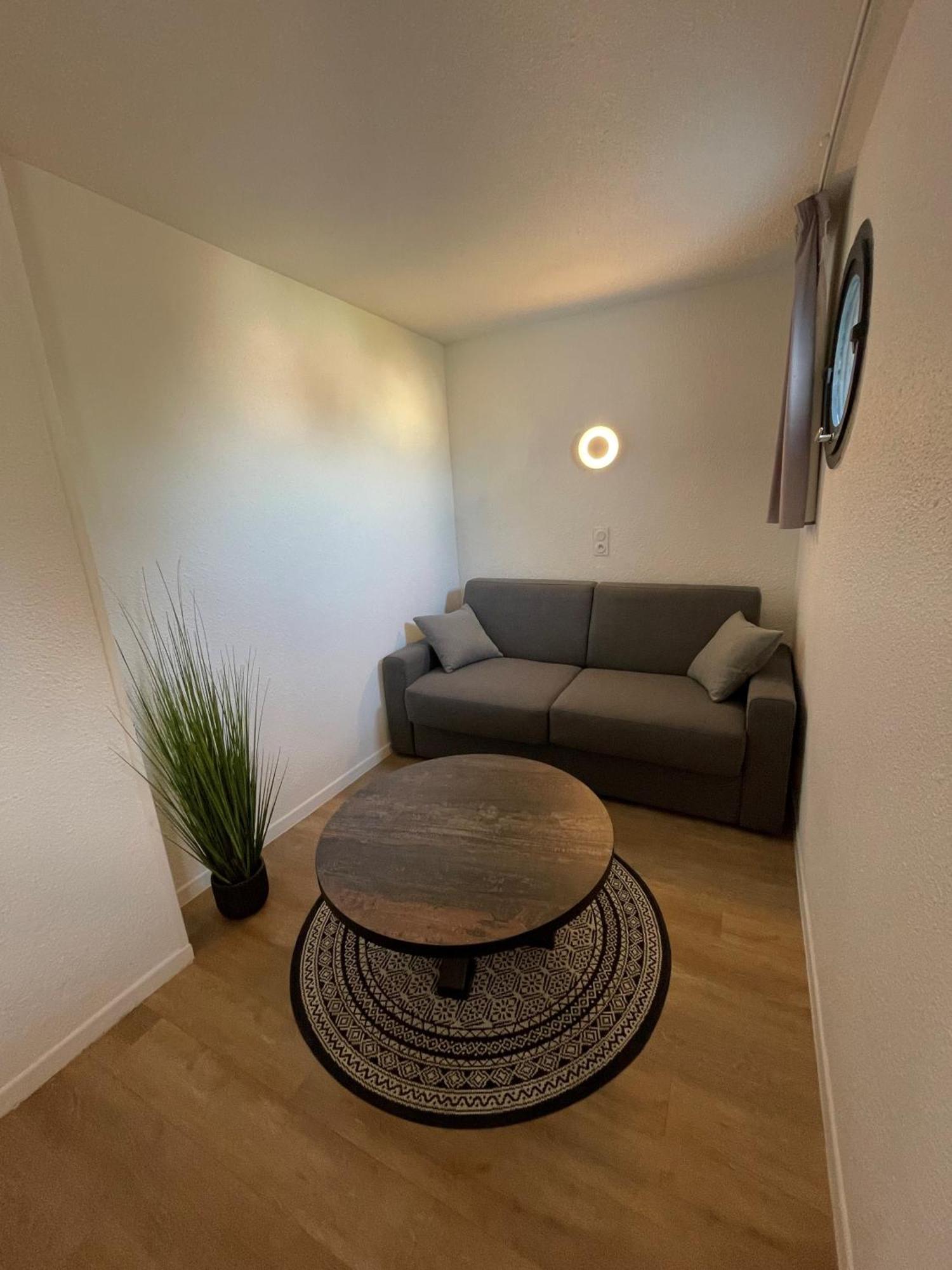 Logis Cris Hotel Et Restaurant, Lyon Sud-Est Corbas Luaran gambar