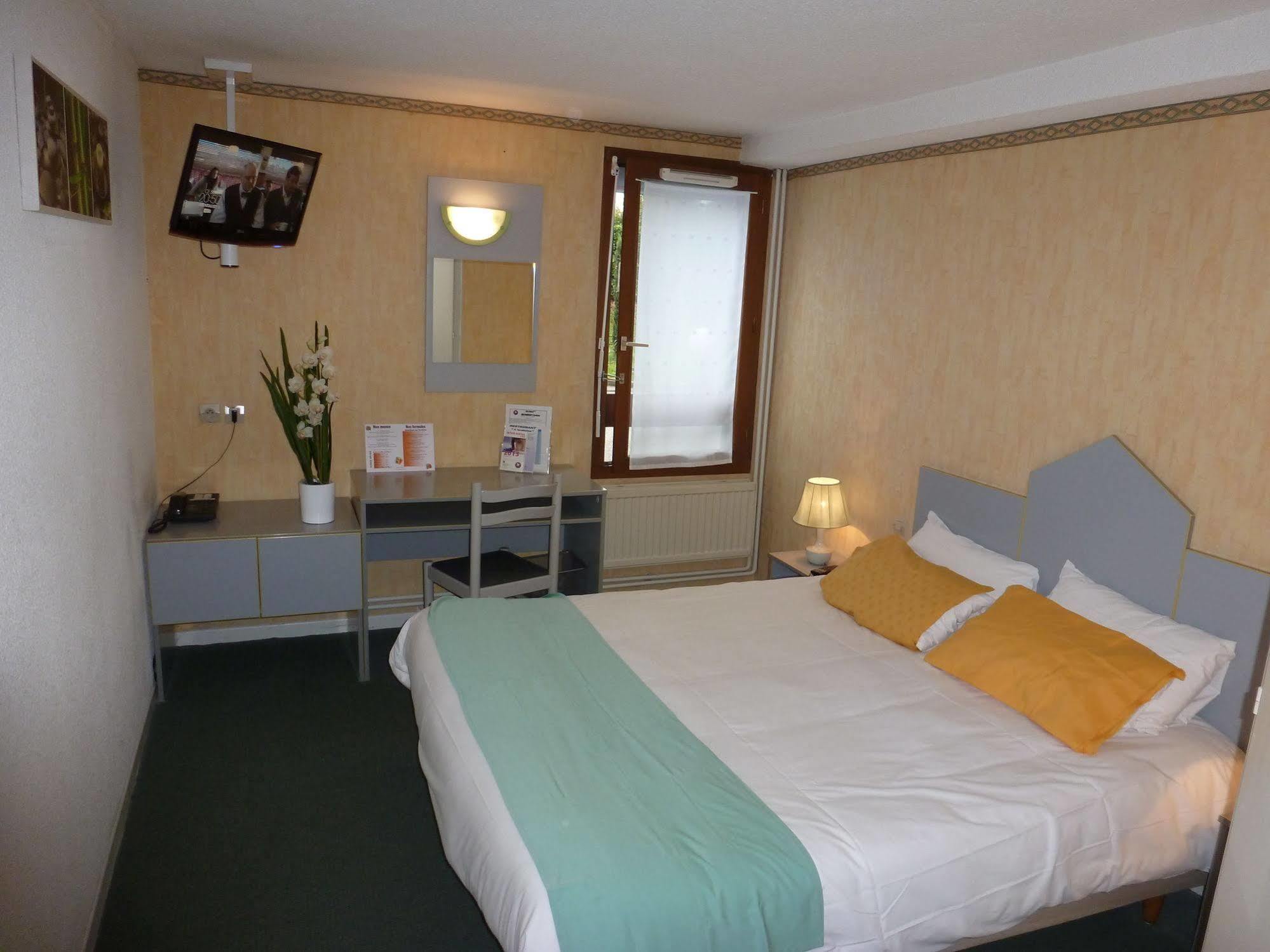 Logis Cris Hotel Et Restaurant, Lyon Sud-Est Corbas Luaran gambar
